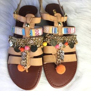 Unra8ted Sandals Size7
